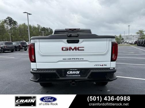 2023 GMC Sierra 1500 AT4X
