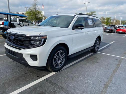 White 2026 Ford Expedition Active