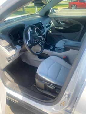 Summit White 2024 GMC Terrain SLE