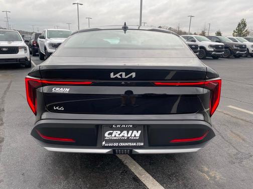 2026 Kia K4 LXS