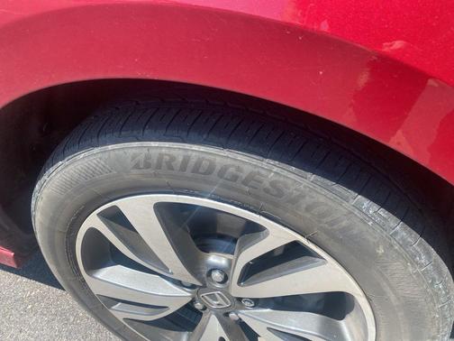 Radiant Red Metallic II 2024 Honda Odyssey Touring