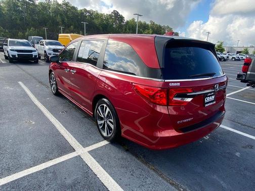 Radiant Red Metallic II 2024 Honda Odyssey Touring