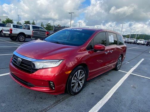 Radiant Red Metallic II 2024 Honda Odyssey Touring