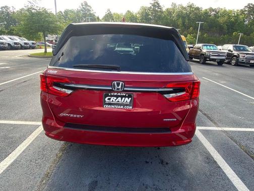 Radiant Red Metallic II 2024 Honda Odyssey Touring