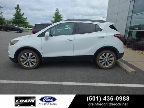 Summit White 2017 Buick Encore Preferred