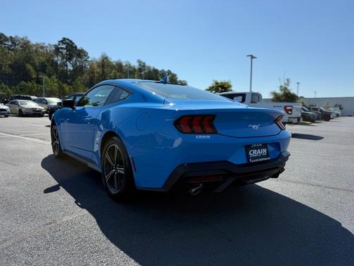 2025 Ford Mustang EcoBoost