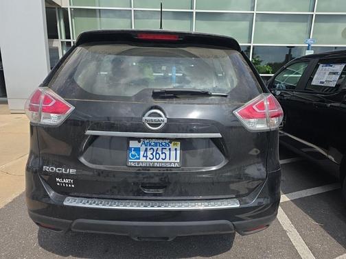 Magnetic Black 2016 Nissan Rogue S