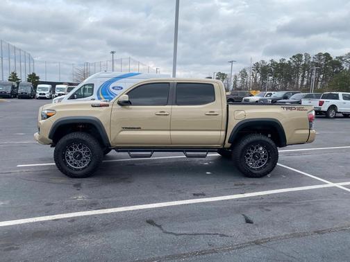 2020 Toyota Tacoma SR5