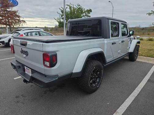 2023 Jeep Gladiator Sport