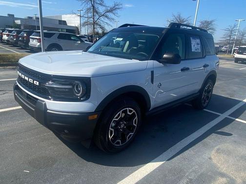 White Metallic 2026 Ford Bronco Sport Outer Banks