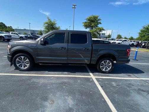 Magnetic Metallic 2018 Ford F-150 XL