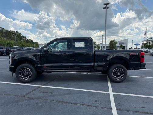 2025 Ford F-250 Platinum