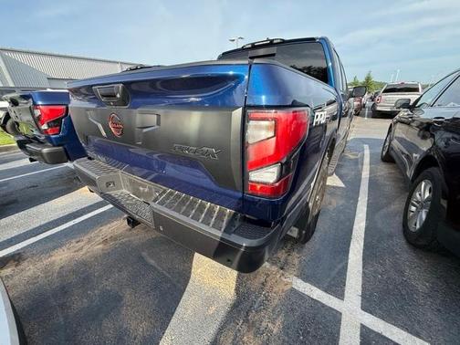 2024 Nissan Titan PRO-4X