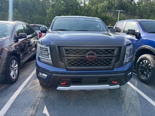 2024 Nissan Titan PRO-4X