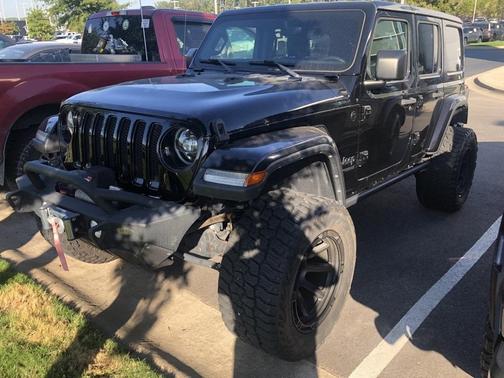 2021 Jeep Wrangler Unlimited Sahara Altitude