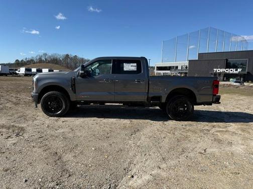2025 Ford F-350 Lariat Super Duty