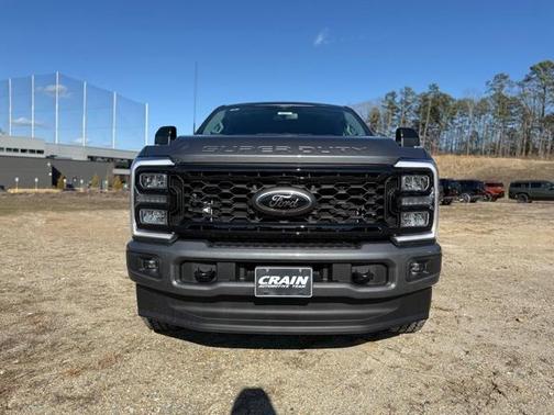 2025 Ford F-350 Lariat Super Duty