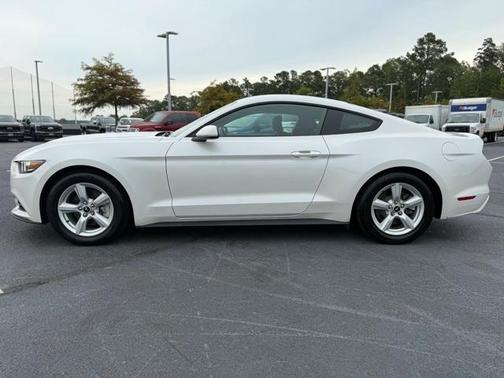 2017 Ford Mustang V6