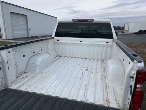Summit White 2022 Chevrolet Silverado 1500 WT