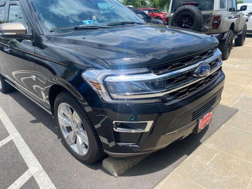 Agate Black Metallic 2024 Ford Expedition Max King Ranch