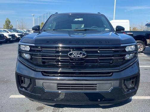 Black Metallic 2026 Ford Expedition Platinum