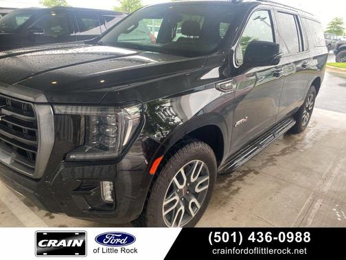 Onyx Black 2024 GMC Yukon XL AT4