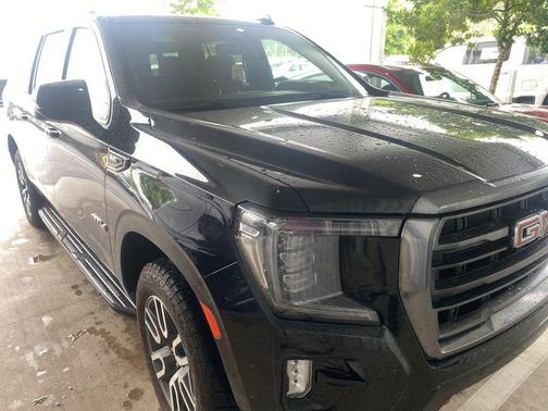 Onyx Black 2024 GMC Yukon XL AT4