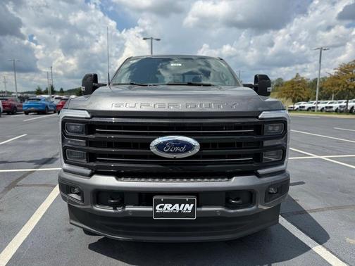 2025 Ford F-250 Platinum