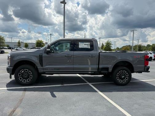 2025 Ford F-250 Platinum