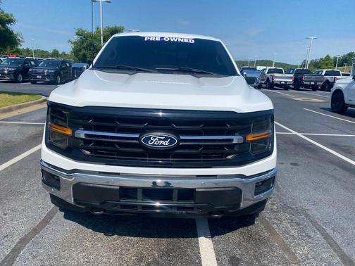 Oxford White 2024 Ford F-150 XLT