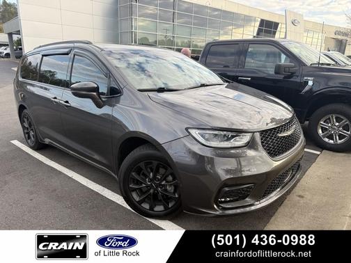 2021 Chrysler Pacifica Touring-L