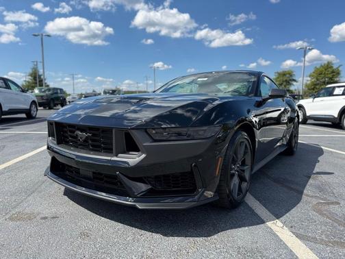2025 Ford Mustang Dark Horse