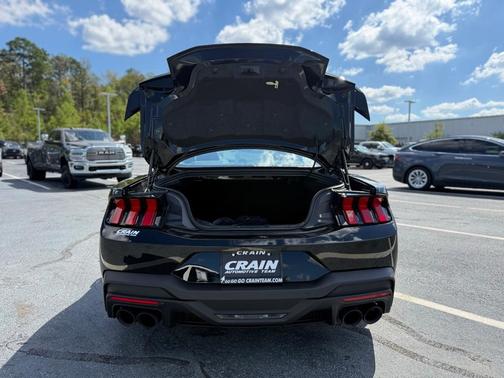 2025 Ford Mustang Dark Horse