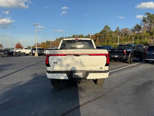 2024 Ford F-150 Lightning Platinum