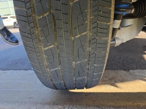 2024 Ford F-150 Lightning Platinum