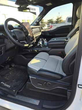 2024 Ford F-150 Lightning Platinum