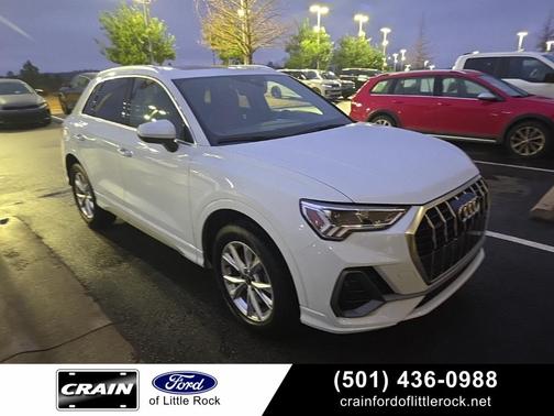 2024 Audi Q3 45 S line Premium