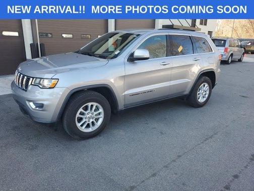 2019 Jeep Grand Cherokee Laredo 4x2