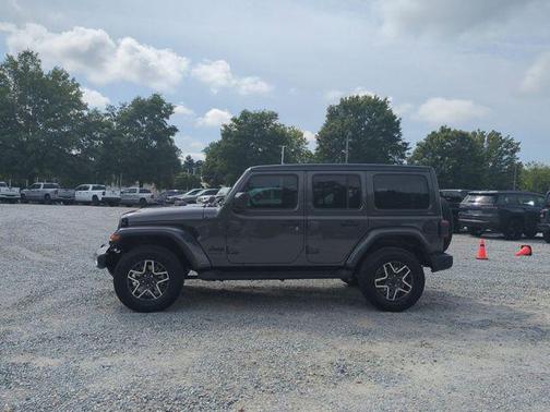 2025 Jeep Wrangler Sahara