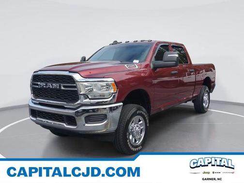 2023 RAM 2500 Tradesman Crew Cab 4x4 64' Box