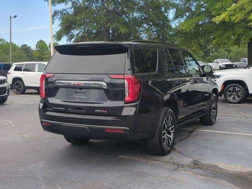 2023 GMC Yukon AT4