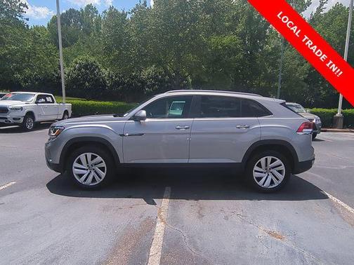 2020 Volkswagen Atlas Cross Sport 2.0T SE w/Technology 4MOTION