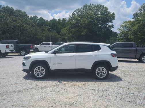 2025 Jeep Compass Latitude