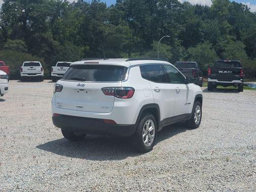 2025 Jeep Compass Latitude