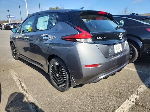 2024 Nissan Leaf SV PLUS
