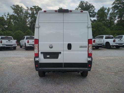2025 RAM ProMaster 1500 Base