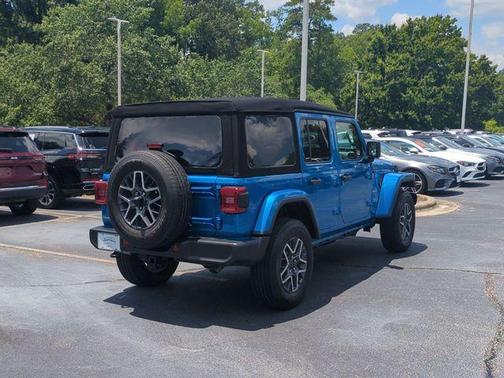 2024 Jeep Wrangler Sahara
