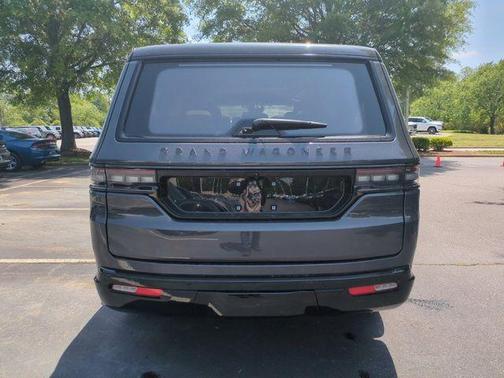 2024 Jeep Grand Wagoneer Series II