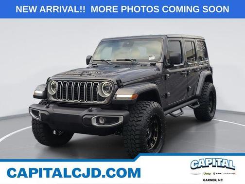 2025 Jeep Wrangler 4-Door Sahara 4x4
