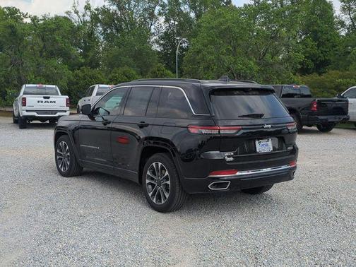 2025 Jeep Grand Cherokee Overland